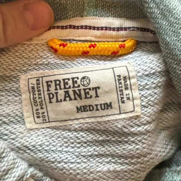 Free Planet Medium Hooded sweater - Picture 7 of 9